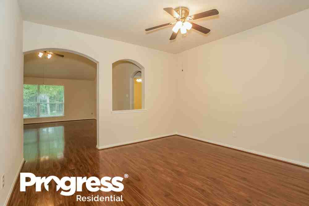 3214 Mystic Port Ln - Photo 2 of 17