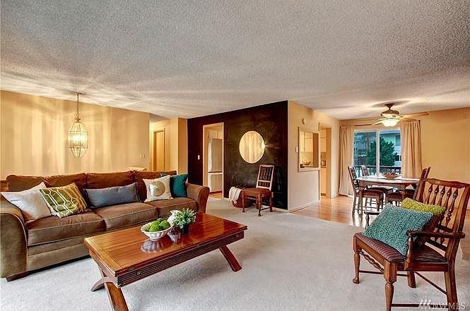 19325 58th Place Northeast - Photo 2 of 14