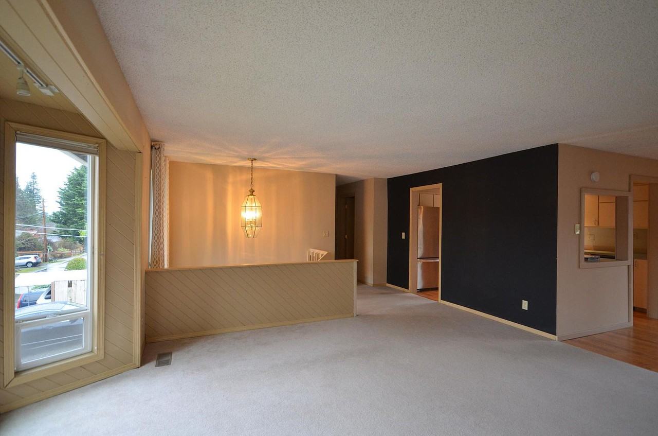 19325 58th Place Northeast - Photo 3 of 14