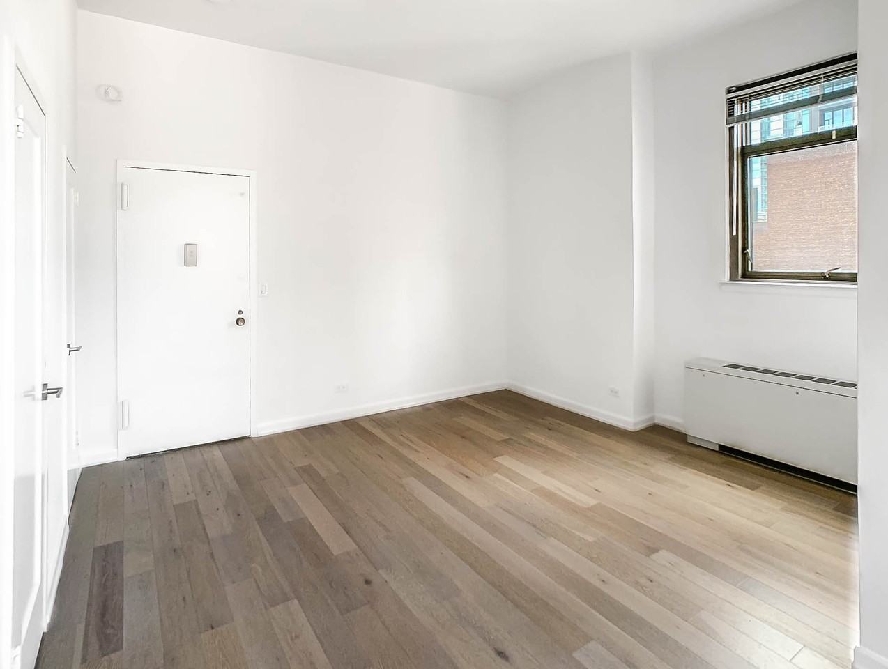 4 Park Ave #21L - Photo 3 of 9