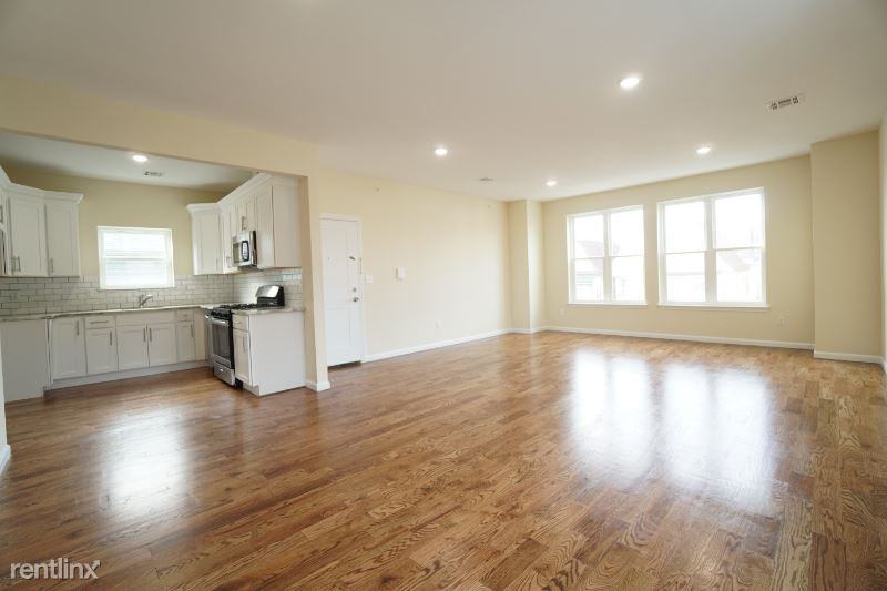 17 Triton Ter - Photo 3 of 28