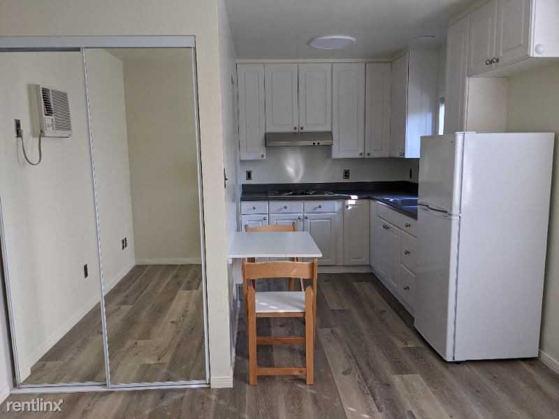 620 620 Hazel Street A - Photo 2 of 9