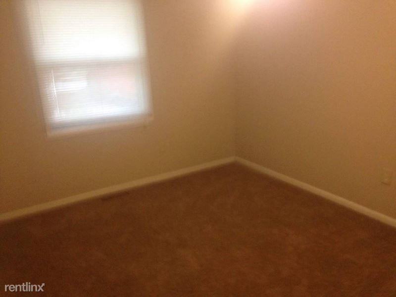 2902 Chapel Rd - Photo 3 of 14