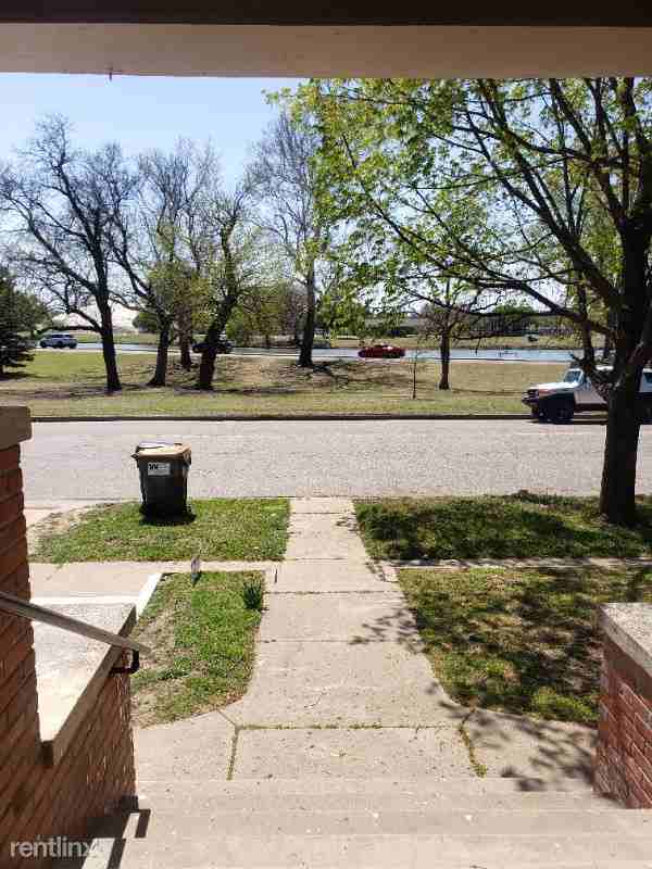 1116 W Murdock St - Photo 2 of 26