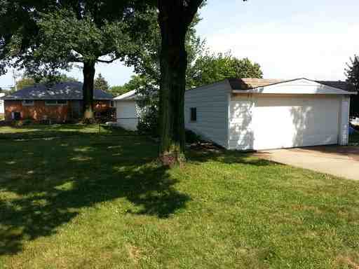 6461 Anita Dr - Photo 3 of 27