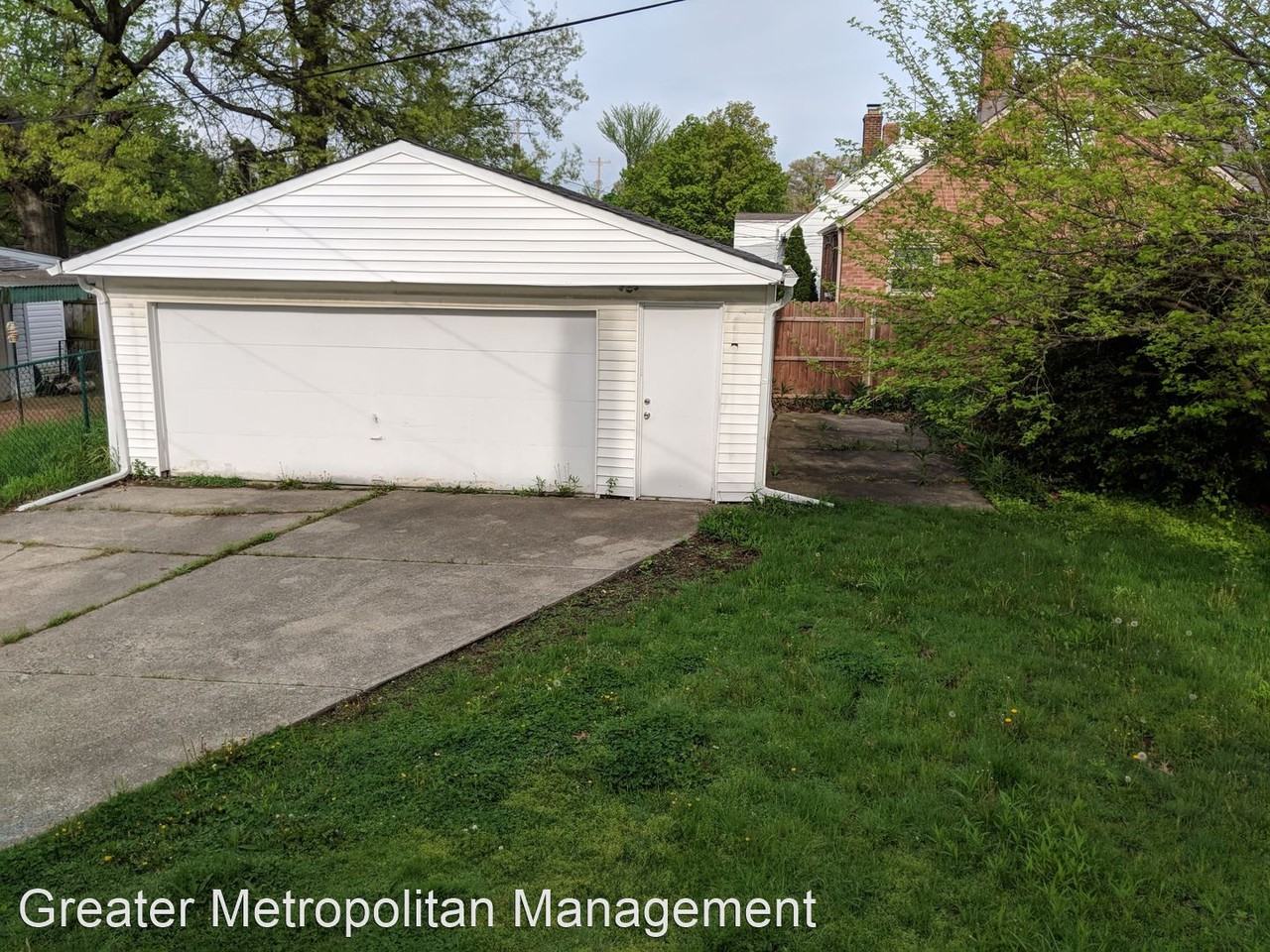 3256 W 142nd St - Photo 2 of 14