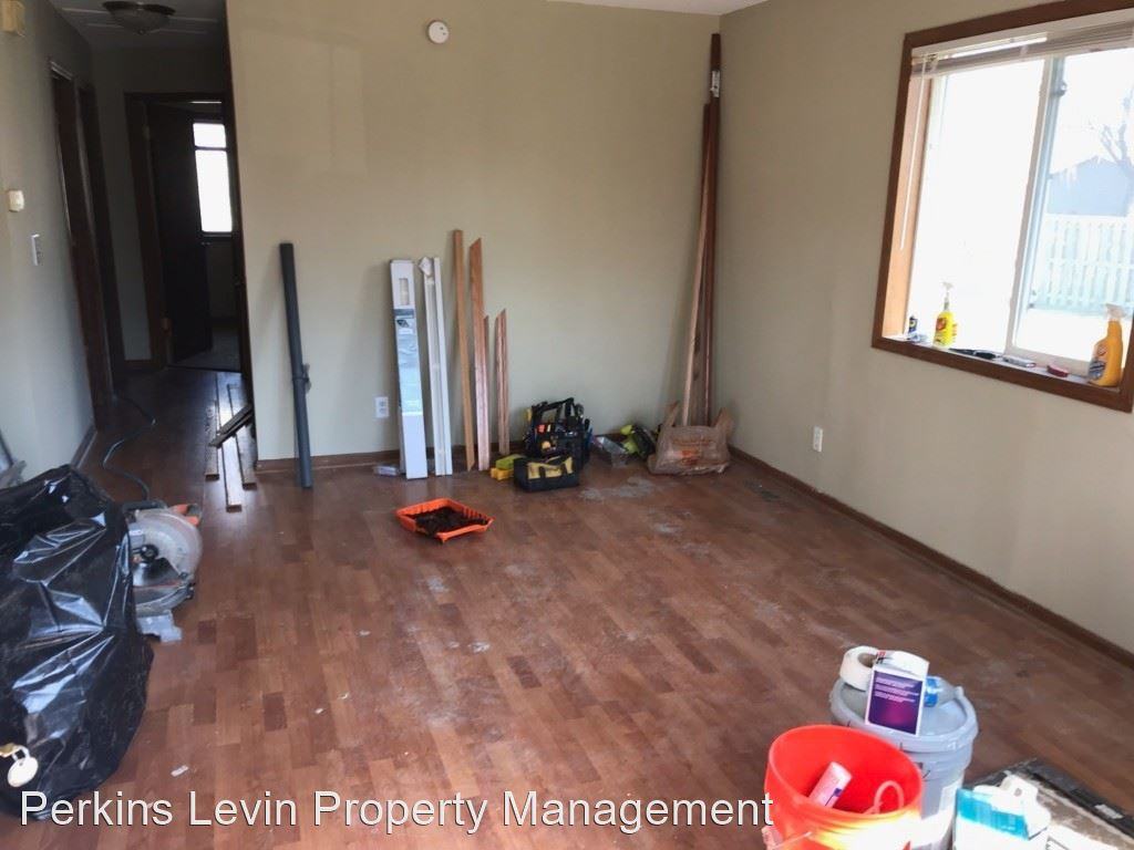 613 Fillmore St Ne - Photo 3 of 21