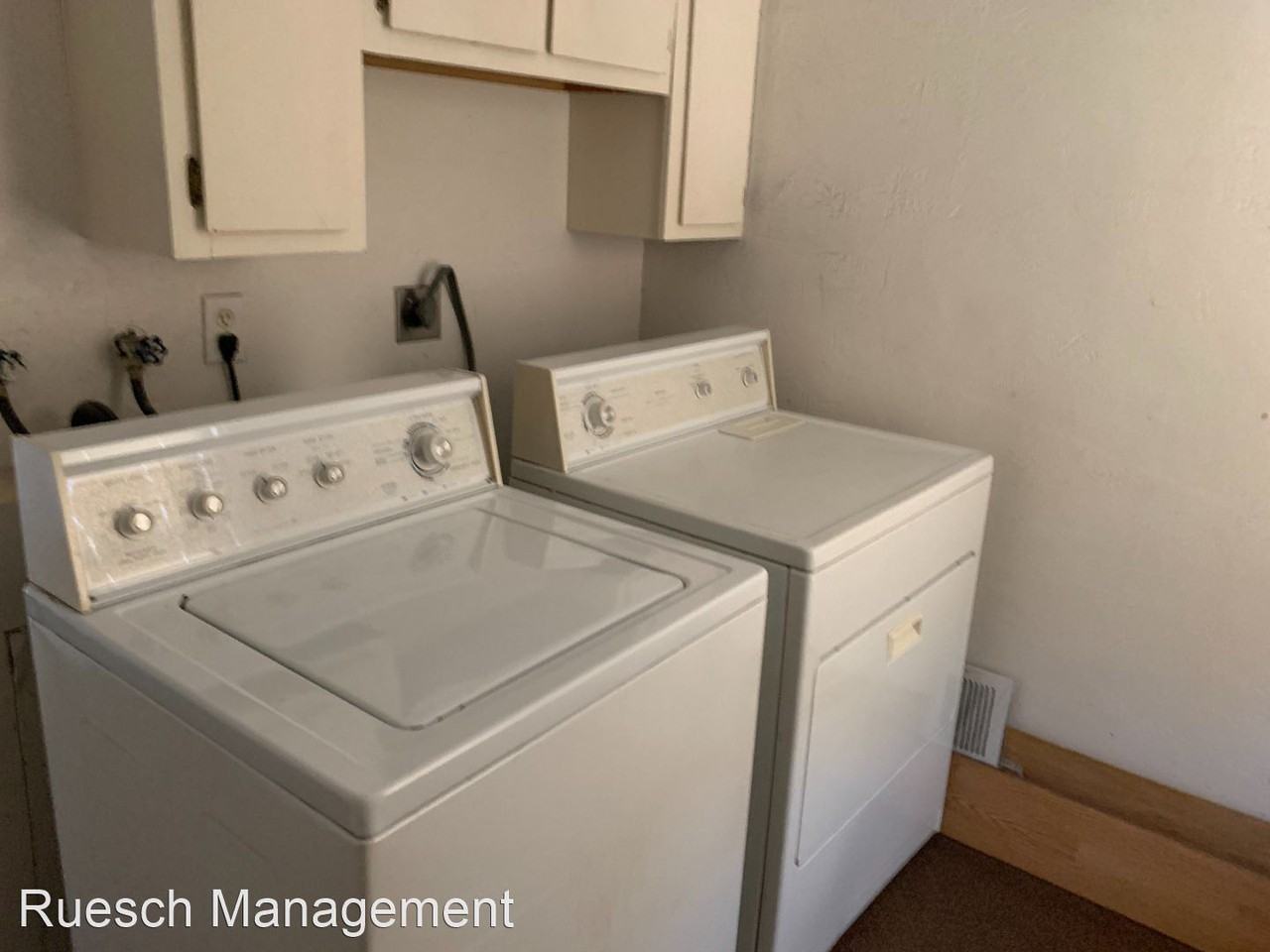 823 Ellis Street - Photo 2 of 9