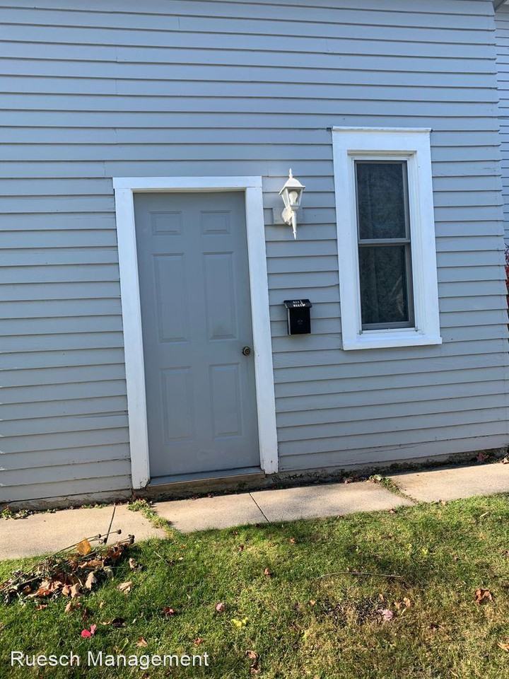 823 Ellis Street - Photo 3 of 9