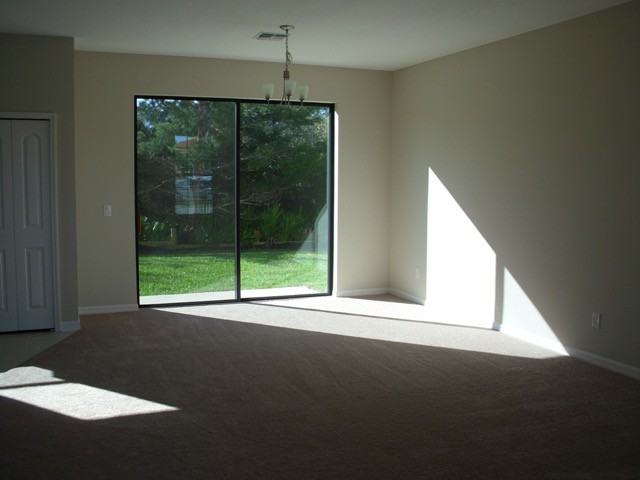 1211 Chervil Dr - Photo 3 of 12