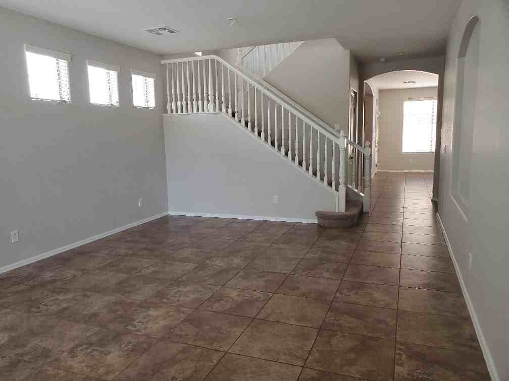 4318 E Page Ave - Photo 3 of 36