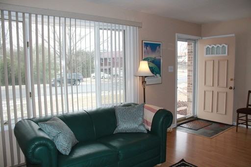 617 Union St - Photo 3 of 15