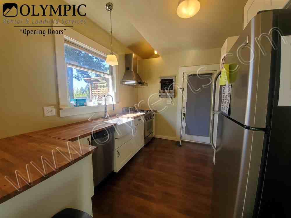2511 Columbia St Sw - Photo 2 of 13
