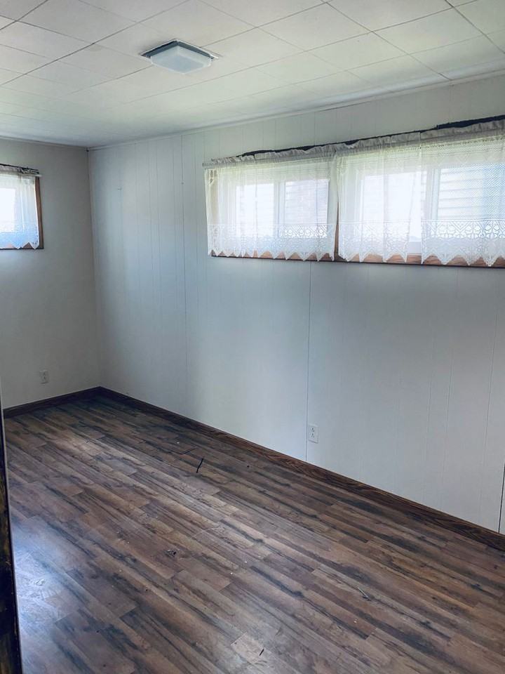 325 S Myers Ave - Photo 2 of 7