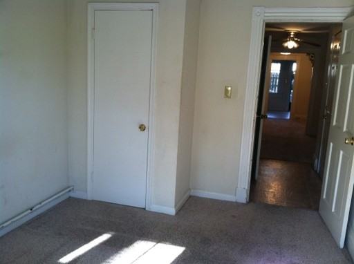 2006 Rosewood Ave - Photo 2 of 8