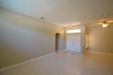 2333 Nw 195th Ave - Photo 2 of 16