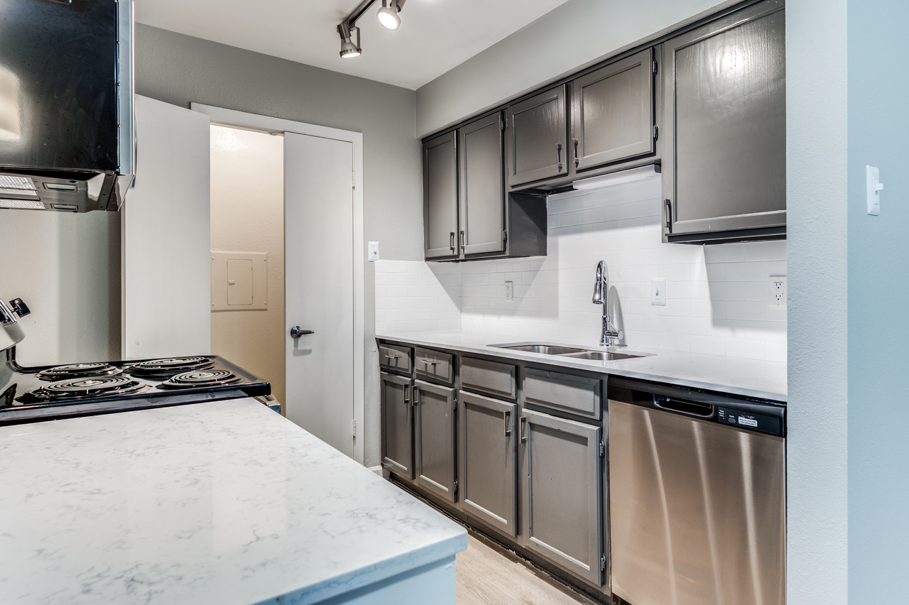 The Kace Apartments - Photo 5 of 44