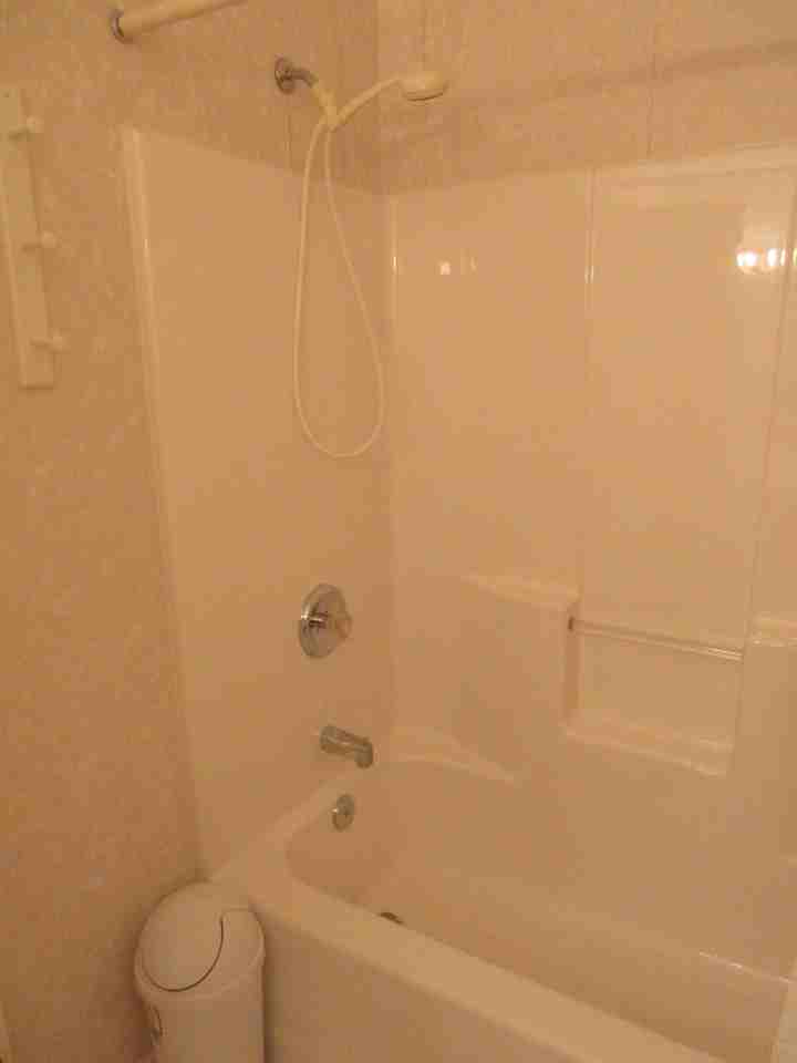 3284 Gateway Circle - Photo 3 of 20