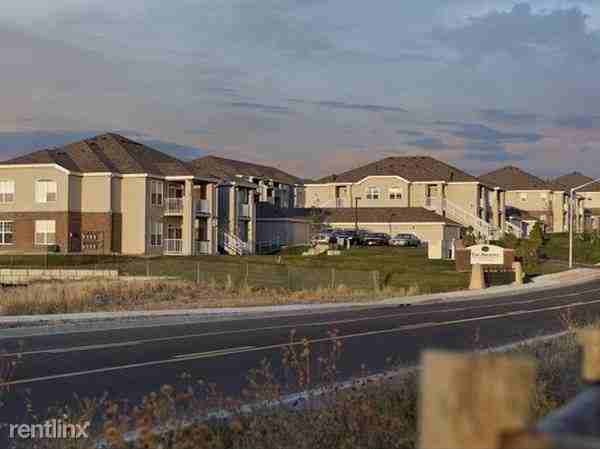 2079 Preserve Cir - Photo 3 of 11