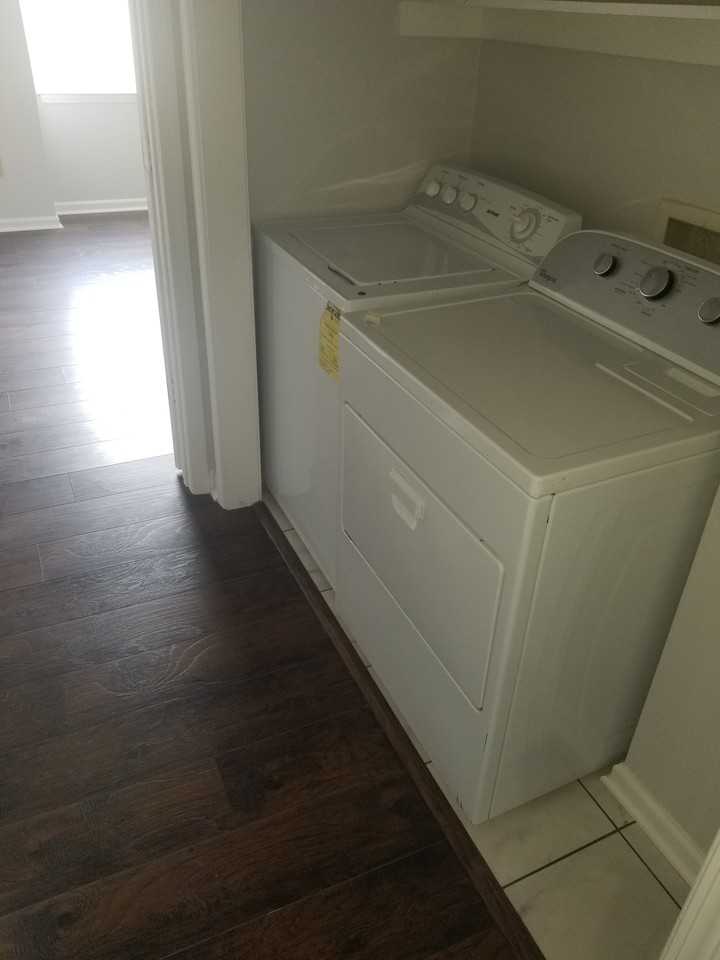 Autumn Way Townhomes - Photo 6 of 11