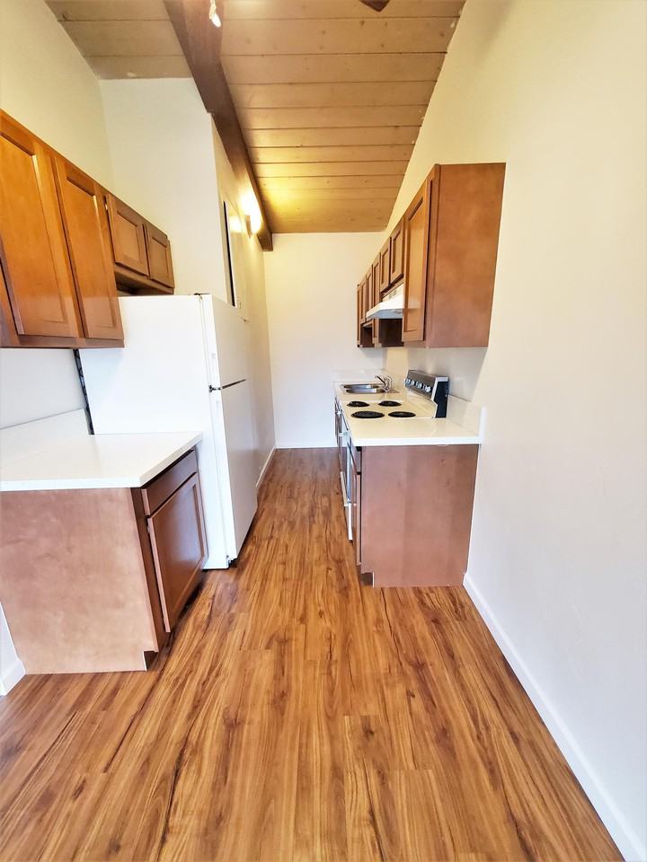 5063 CLAIREMONT MESA BLVDUnit 31 #31E - Photo 2 of 5