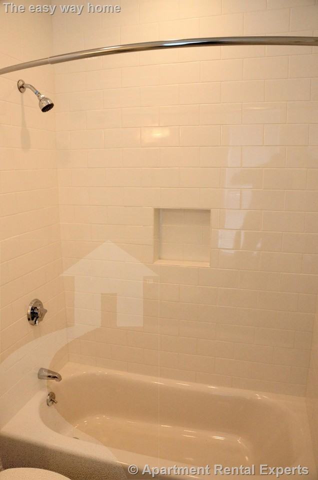 15 Langdon St #1 - Photo 5 of 15