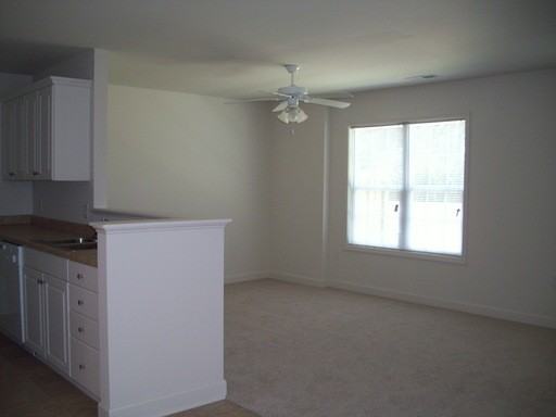 214 Durango Pl - Photo 3 of 12