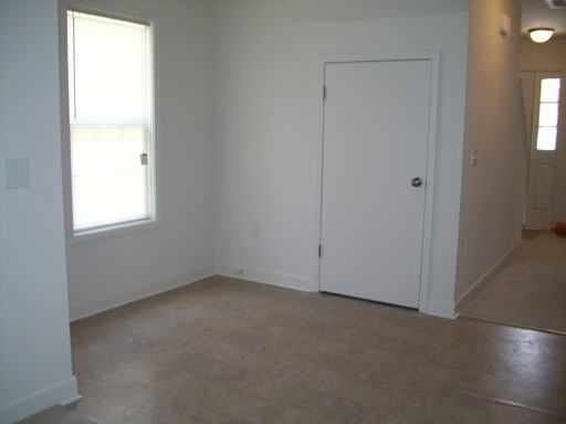 214 Durango Pl - Photo 2 of 12