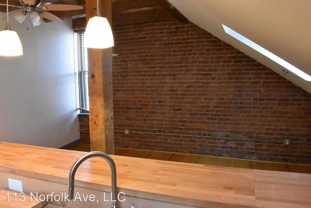 113 Norfolk Ave - Photo 3 of 10