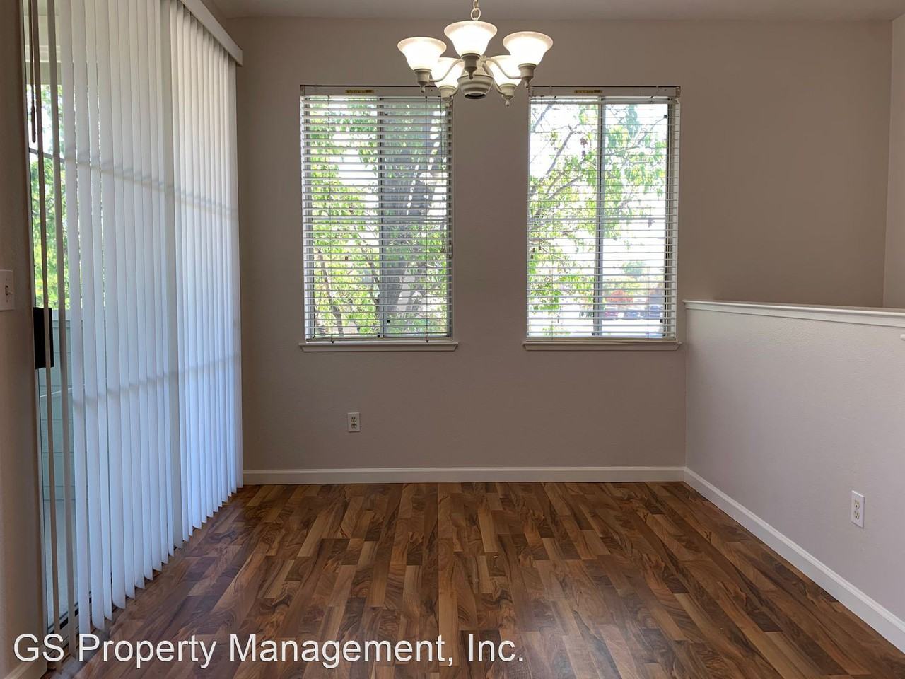 382 Castlemaine Ct - Photo 3 of 17