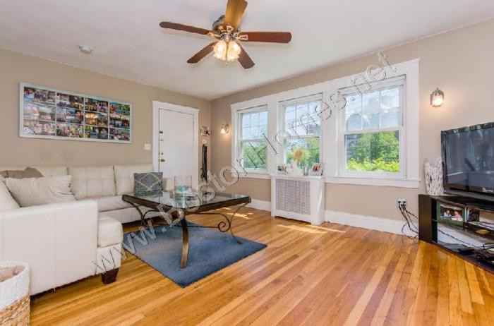 49 Boylston St - Photo 3 of 22
