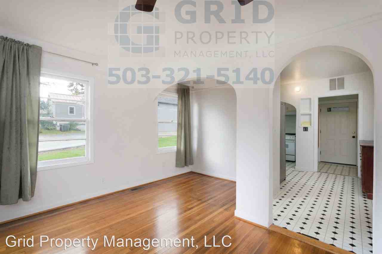 8931 Se 42nd Ave - Photo 2 of 35