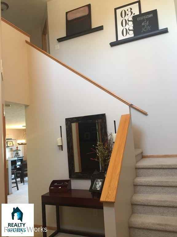 5725 Nw 14th St - Photo 3 of 21