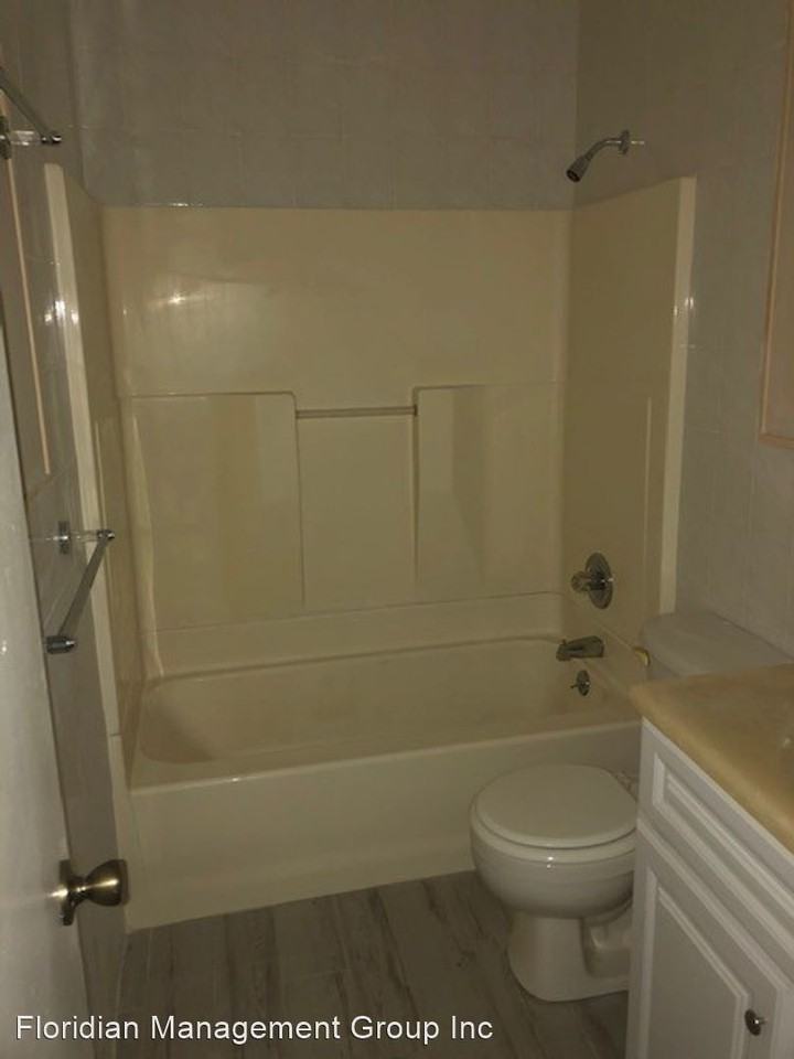 Duplexes SE Village Rd Stuart FL 34997 - Photo 2 of 8