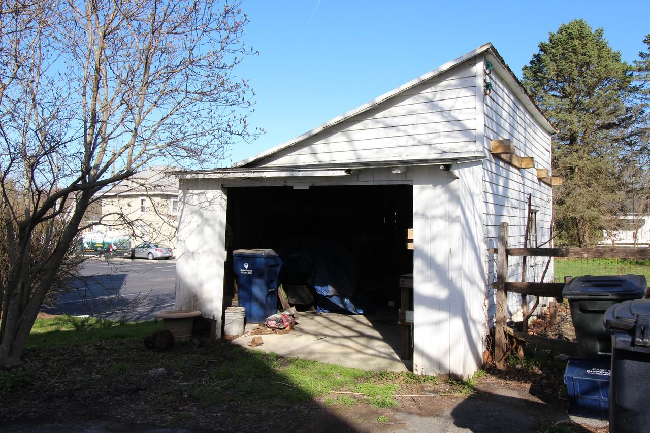 5 S Singer Ave - Photo 2 of 13