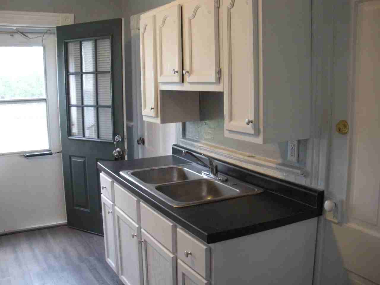 1519 Alabama St - Photo 2 of 11