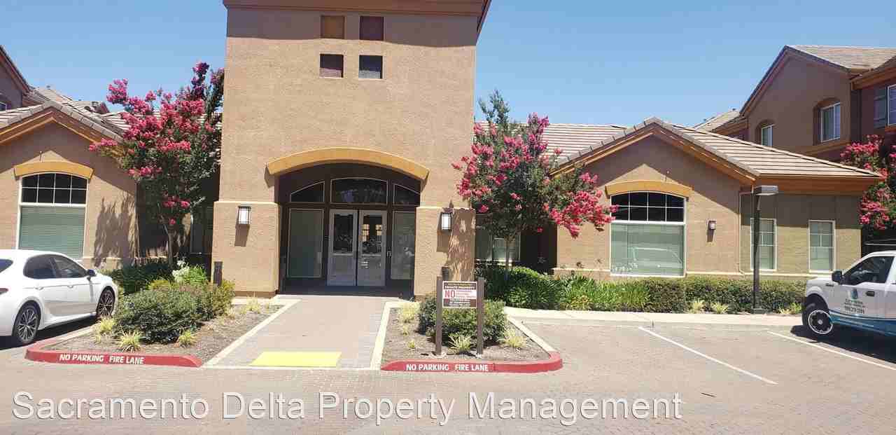 2001 Club Center Dr #1137