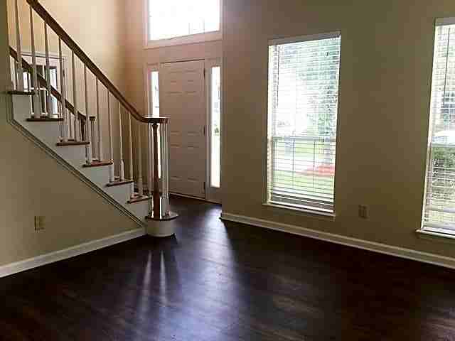 11300 Laurel View Dr - Photo 2 of 20