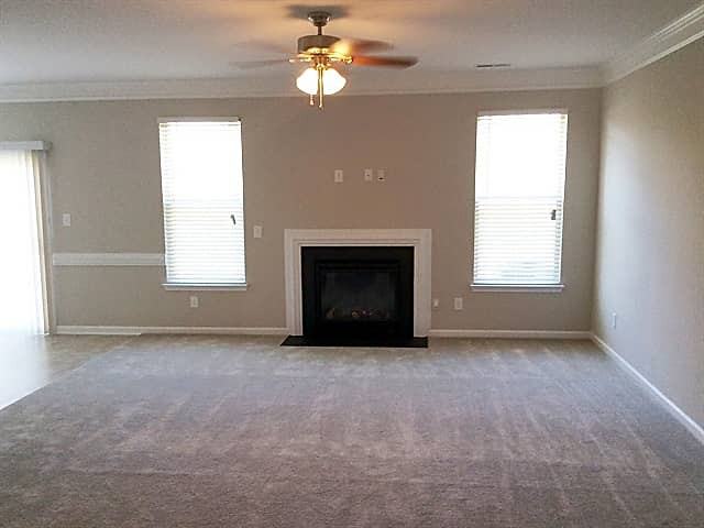 2221 Wise Owl Dr - Photo 2 of 10