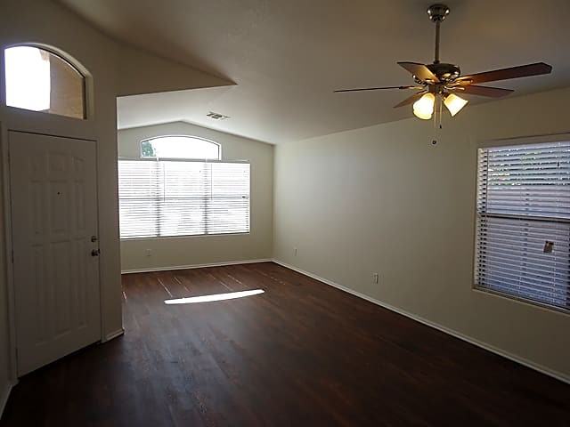 10262 W Patrick Ln - Photo 2 of 18