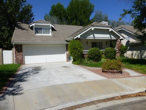 23706 Cameron Ct - Photo 2 of 20