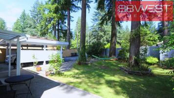 featured image of 4453 Capilano Road