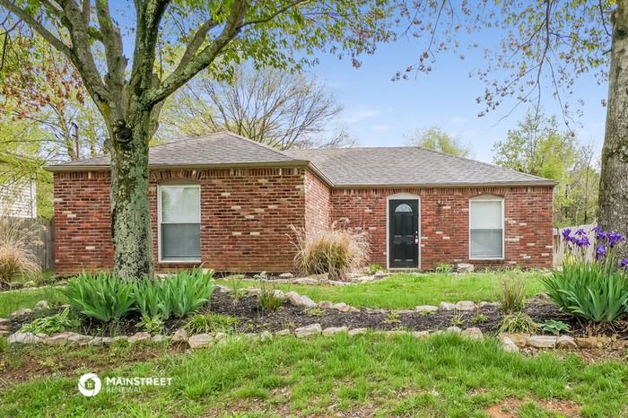 7805 Watering Pl - Photo 2 of 16