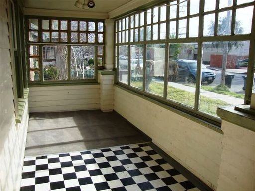 105 E Gabilan St - Photo 2 of 9