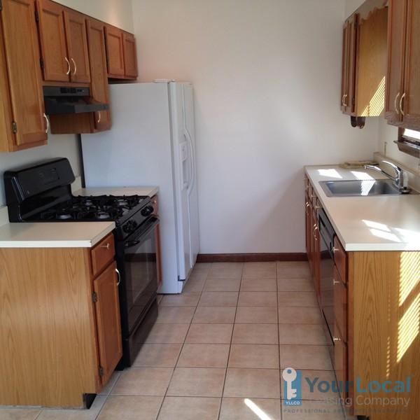 937 Coates St - Photo 3 of 16