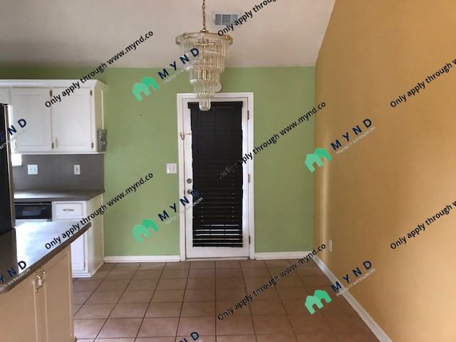 3216 Jackson St #1 - Photo 2 of 7