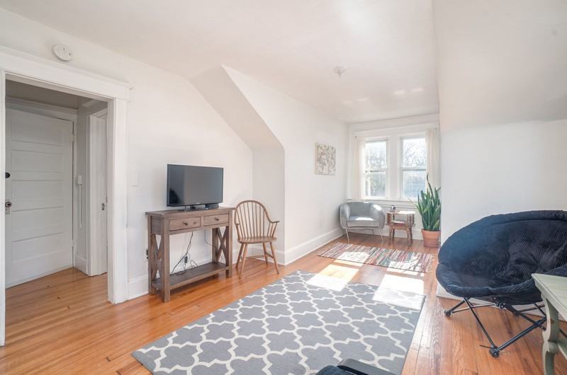 2310 Sulgrave Ave #3 - Photo 3 of 15