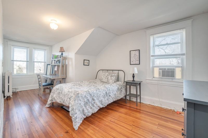 2310 Sulgrave Ave #3 - Photo 4 of 15