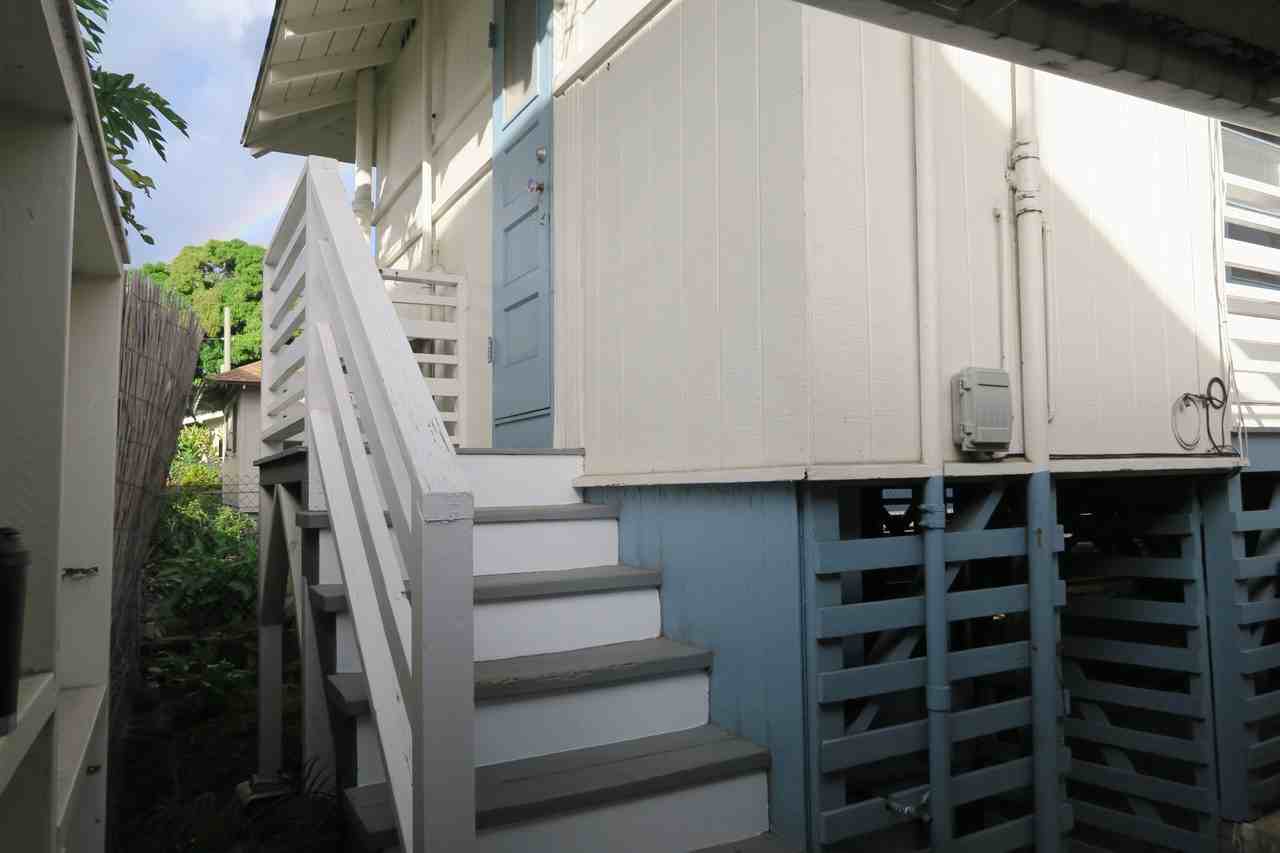 2018 Pauoa Rd Apt A #1 - Photo 3 of 31