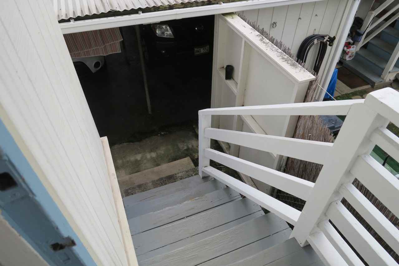 2018 Pauoa Rd Apt A #1 - Photo 4 of 31